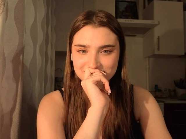 ChristiaPettet's BongaCams show and profile