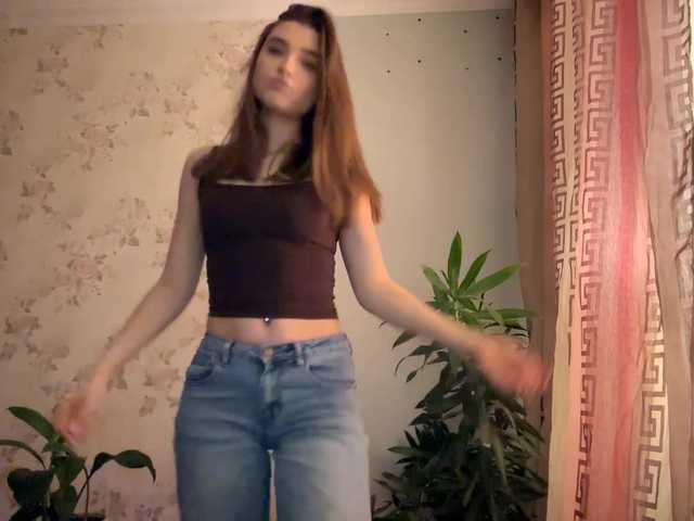 ChristiaPettet – webcam model profile photo