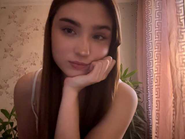 ChristiaPettet – webcam model profile photo