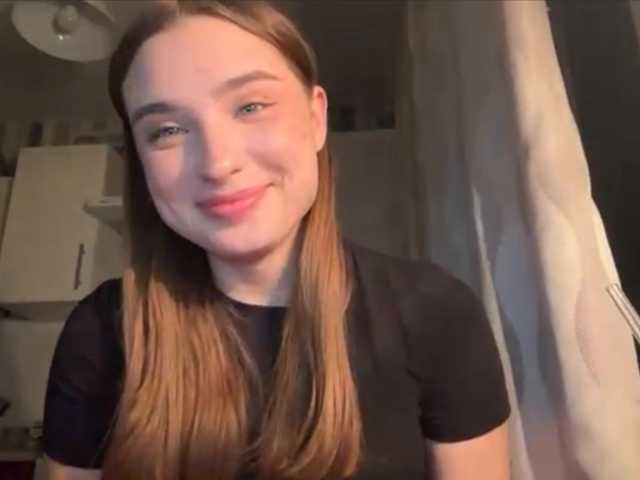 ChristiaPettet's BongaCams show and profile