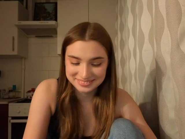 ChristiaPettet's BongaCams show and profile