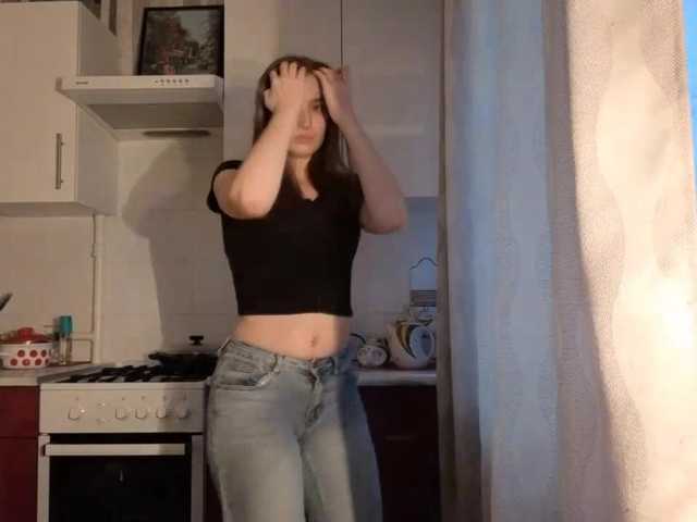 ChristiaPettet's BongaCams show and profile