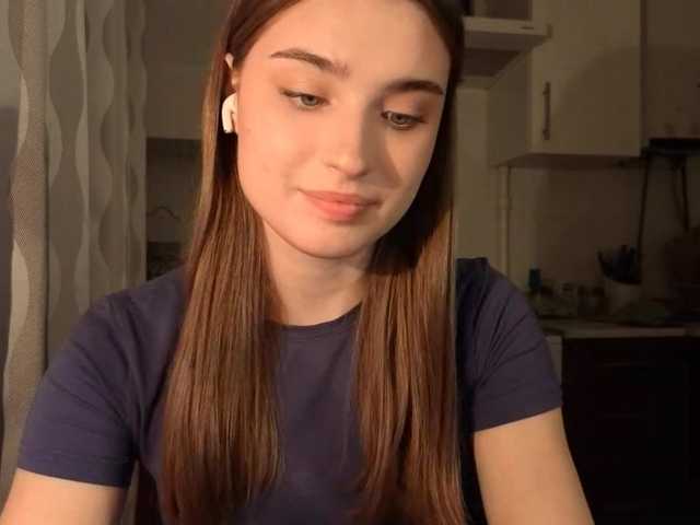 ChristiaPettet's BongaCams show and profile