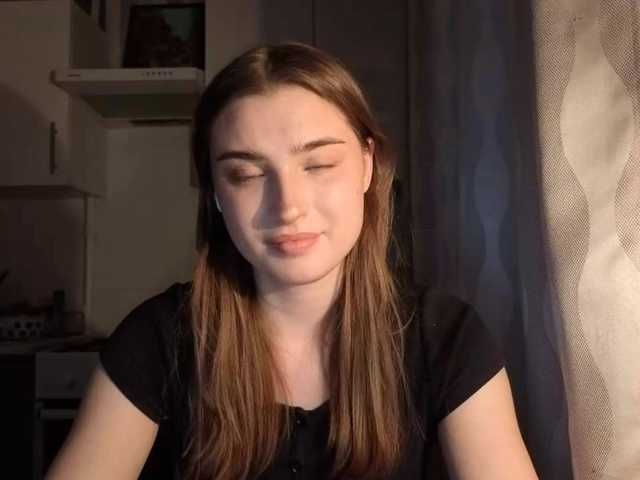 ChristiaPettet's BongaCams show and profile