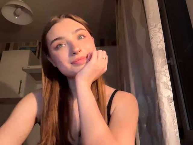 ChristiaPettet's BongaCams show and profile