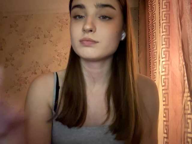 ChristiaPettet's BongaCams show and profile