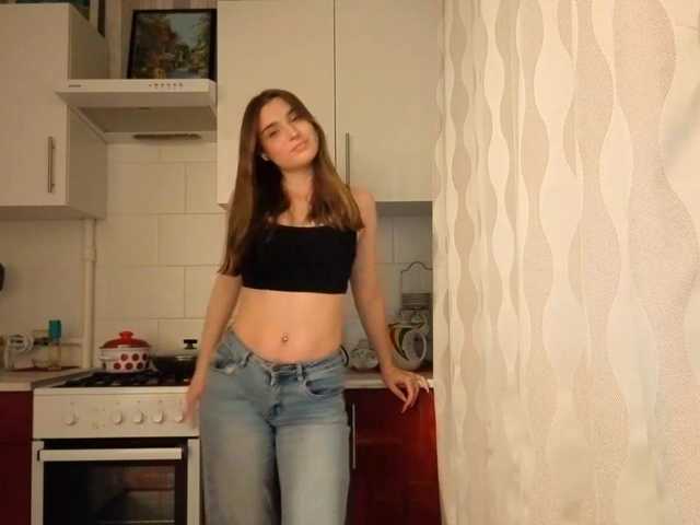 ChristiaPettet's BongaCams show and profile