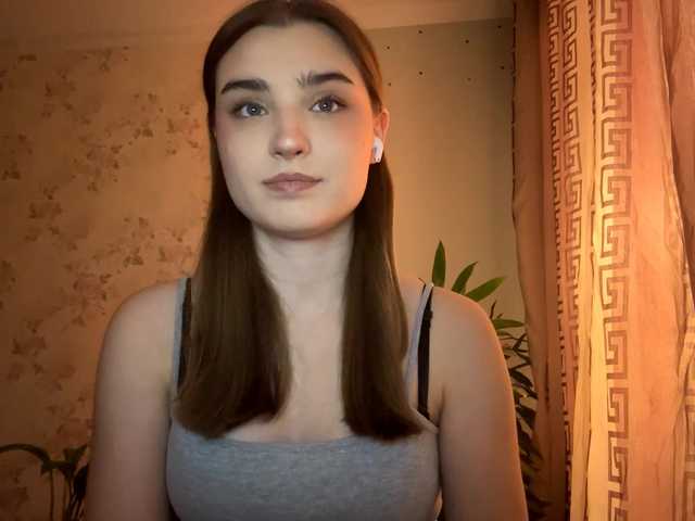 ChristiaPettet's BongaCams show and profile