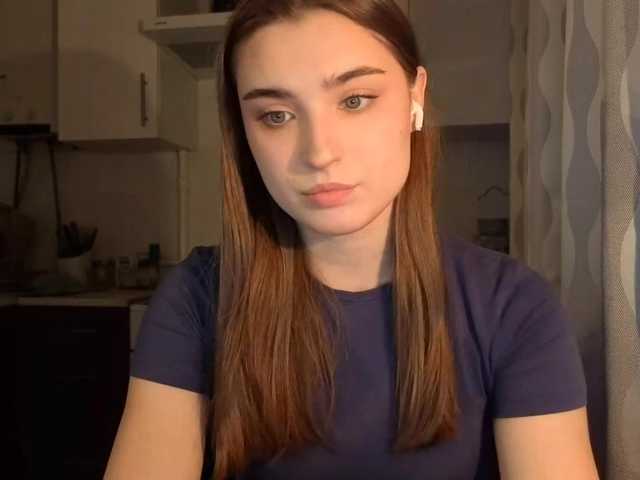 ChristiaPettet's BongaCams show and profile