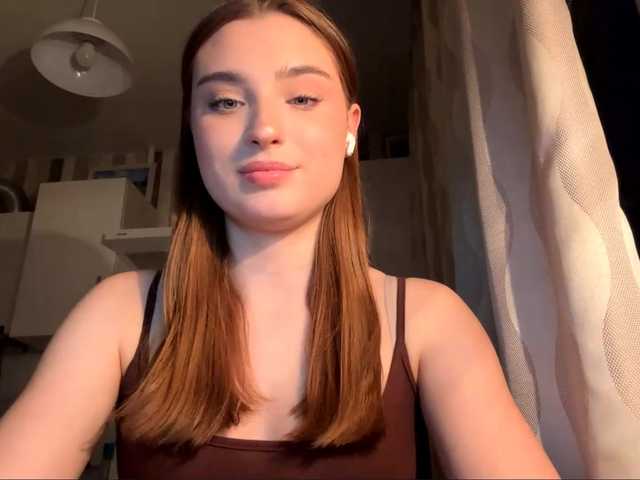 ChristiaPettet's BongaCams show and profile