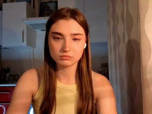 ChristiaPettet's BongaCams show and profile