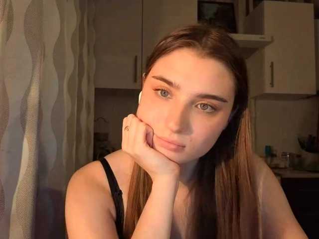 ChristiaPettet's BongaCams show and profile