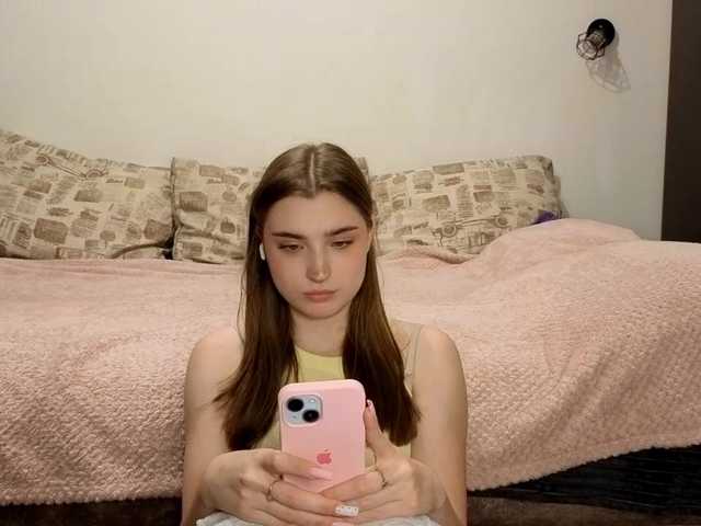 ChristiaPettet's BongaCams show and profile