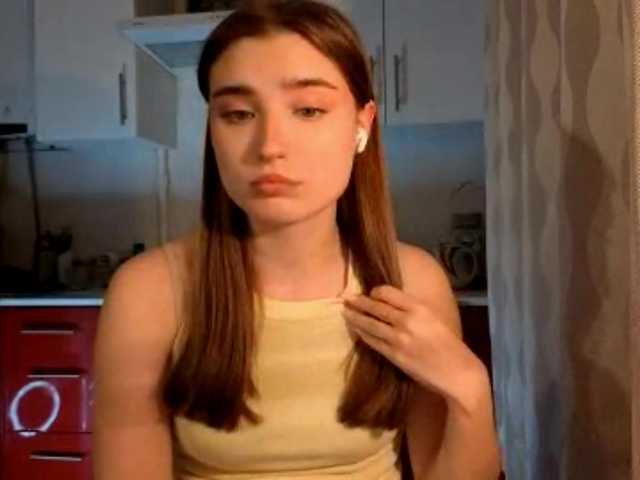 ChristiaPettet's BongaCams show and profile