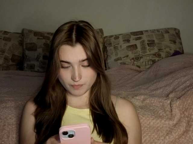 ChristiaPettet's BongaCams show and profile