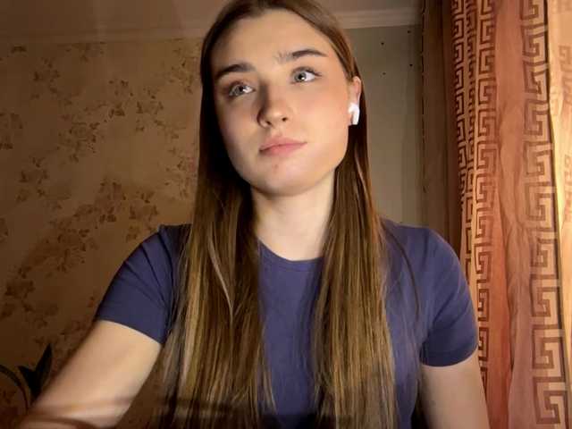 ChristiaPettet's BongaCams show and profile