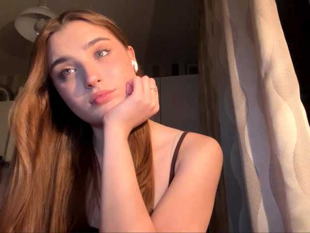 ChristiaPettet's BongaCams show and profile