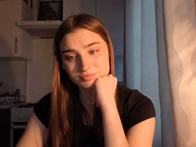 ChristiaPettet's BongaCams show and profile