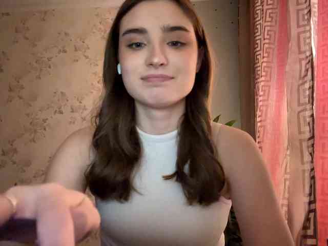 ChristiaPettet webcam