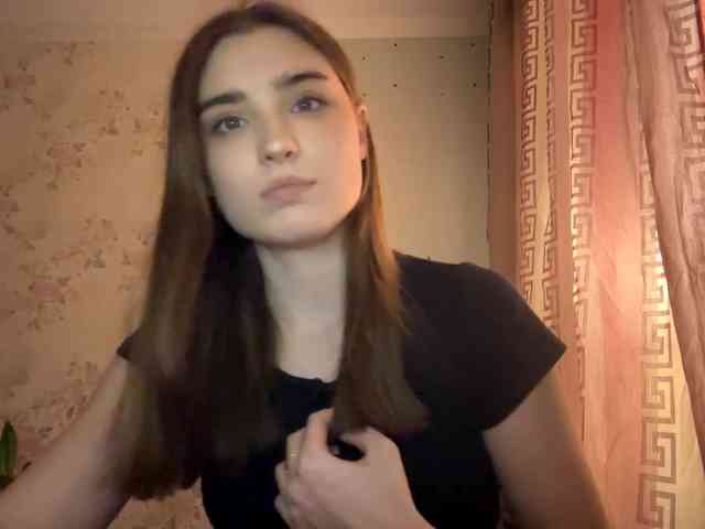 ChristiaPettet webcam