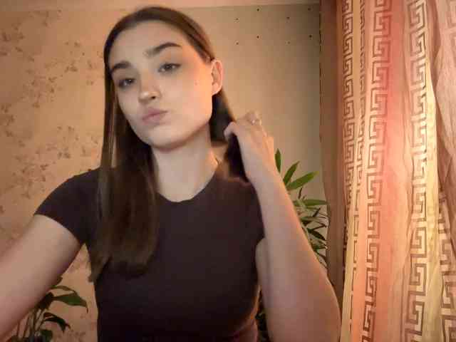 ChristiaPettet webcam