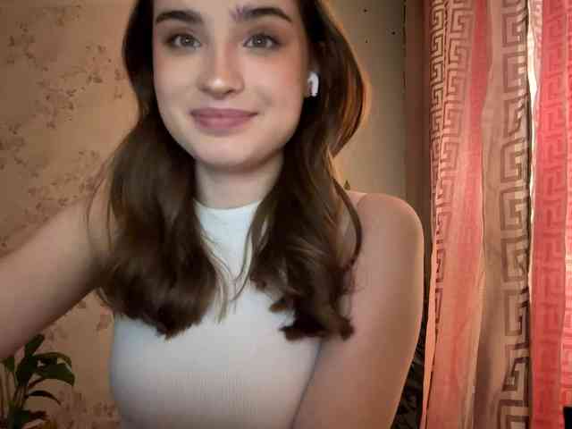 ChristiaPettet webcam