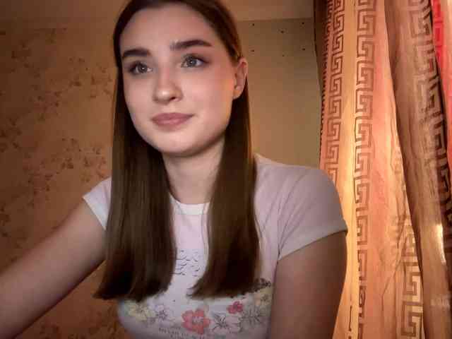 ChristiaPettet webcam