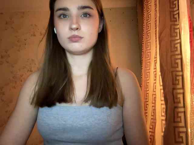 ChristiaPettet webcam