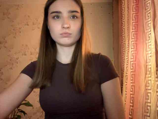 ChristiaPettet webcam