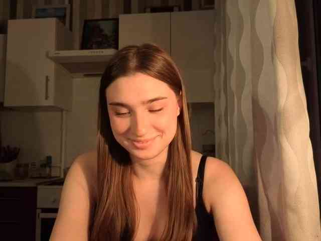 ChristiaPettet webcam