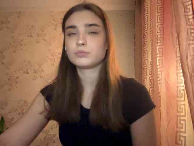 ChristiaPettet webcam