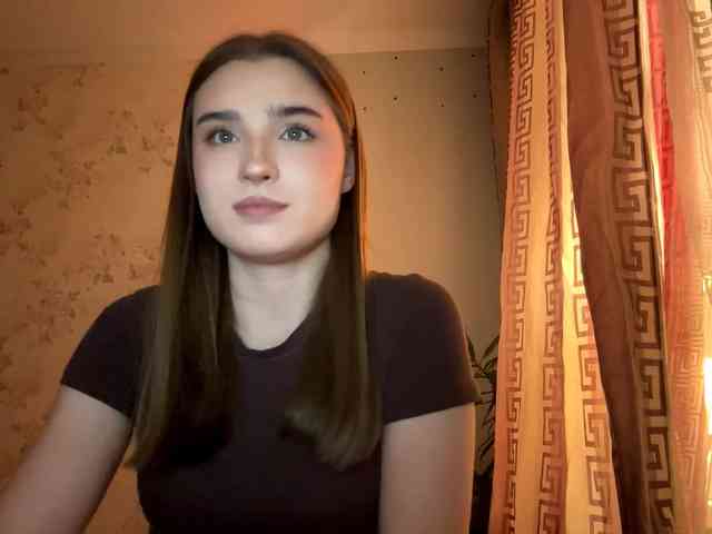 ChristiaPettet webcam