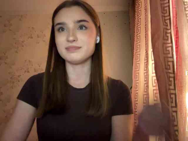 ChristiaPettet webcam