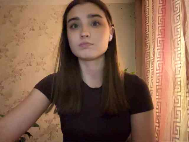 ChristiaPettet webcam