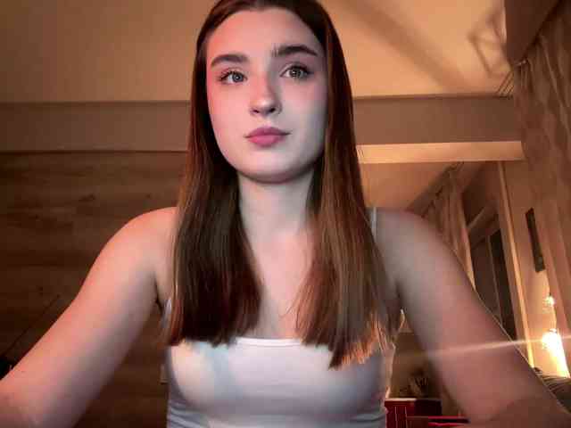 ChristiaPettet webcam