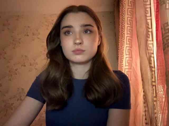 ChristiaPettet webcam