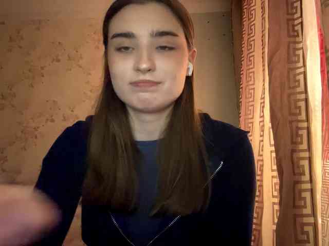 ChristiaPettet webcam