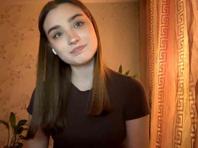 ChristiaPettet webcam