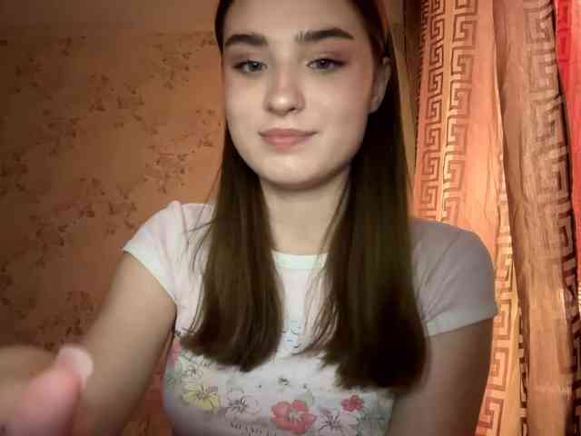 ChristiaPettet webcam