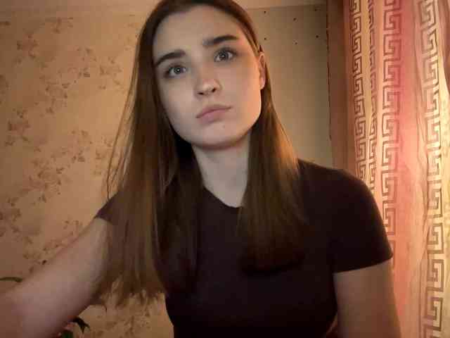 ChristiaPettet webcam