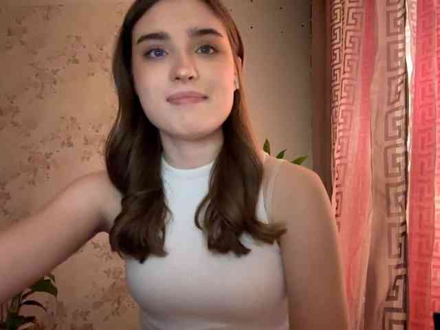 ChristiaPettet webcam