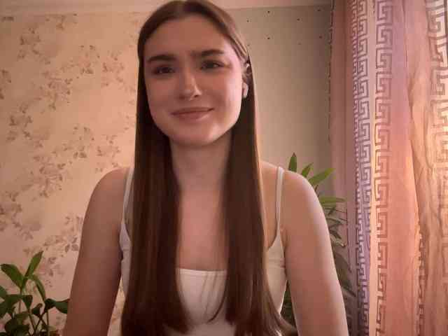 ChristiaPettet webcam