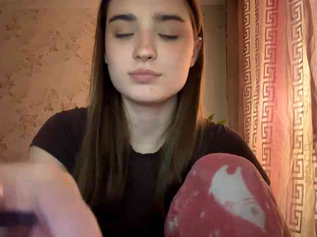 ChristiaPettet webcam