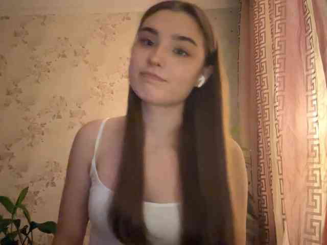 ChristiaPettet webcam