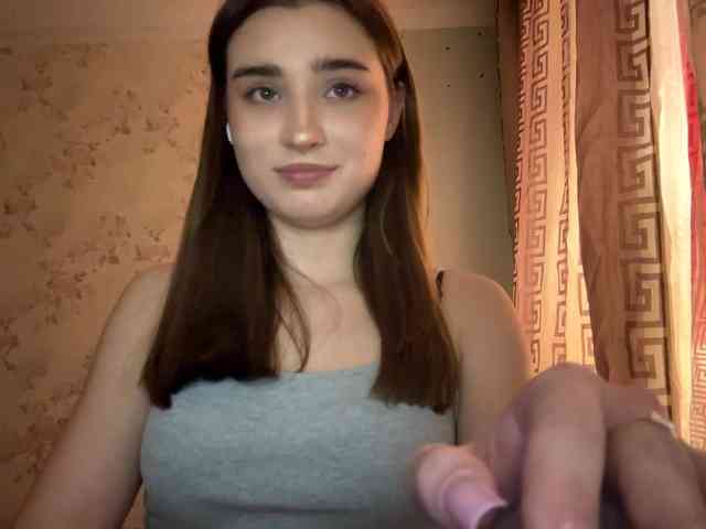 ChristiaPettet webcam