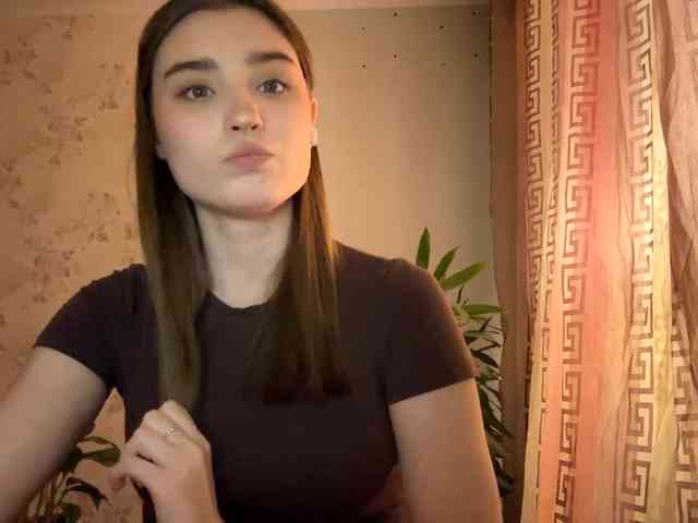 ChristiaPettet webcam