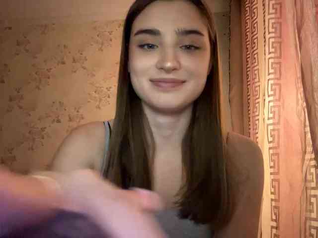 ChristiaPettet webcam