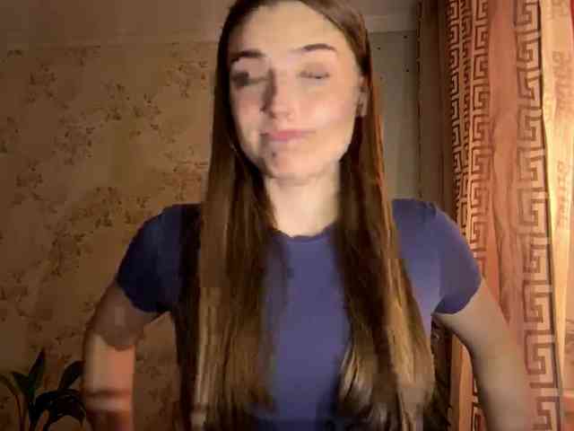 ChristiaPettet webcam