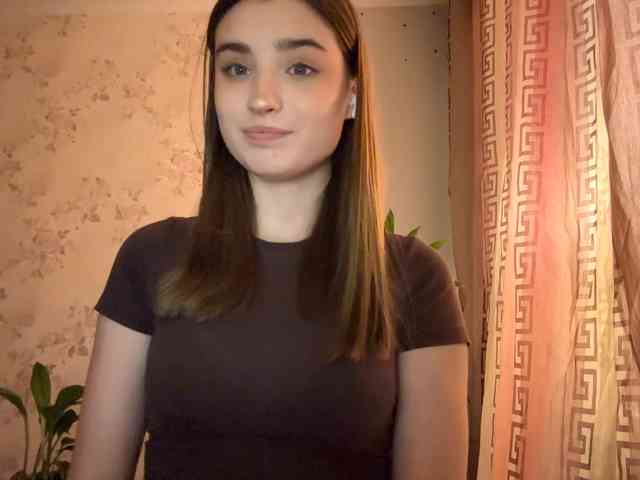 ChristiaPettet webcam