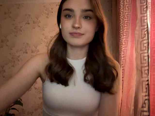 ChristiaPettet webcam